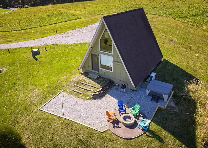 Holiday home 3 A-frame W Hot Tubs Near Wine Trail *