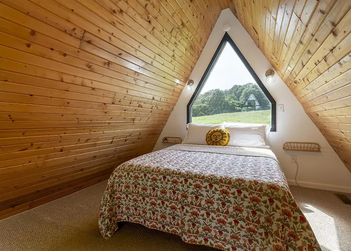 3 A-frame W Hot Tubs Near Wine Trail Makanda