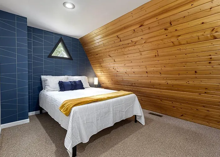 Holiday home 3 A-frame W Hot Tubs Near Wine Trail